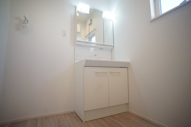 洗面設備　シャンプードレッサー