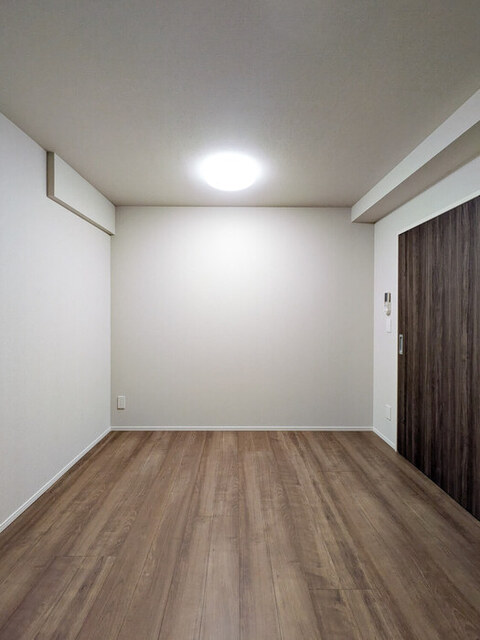 その他部屋・スペース　洋室５．７帖？