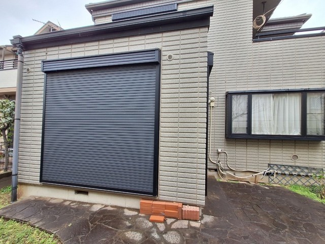 セキュリティ　★防犯シャッター付き★