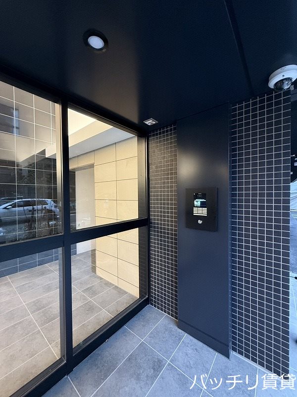 エントランス　同型シリーズの為現況優先致します