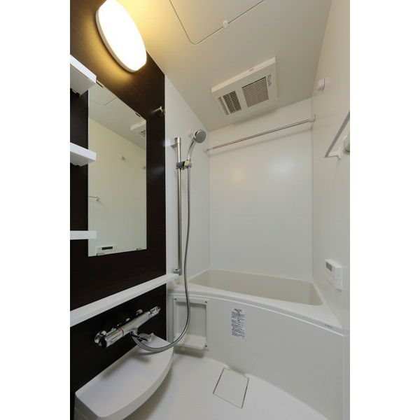 バス・シャワールーム　同型シリーズの為現況優先致します