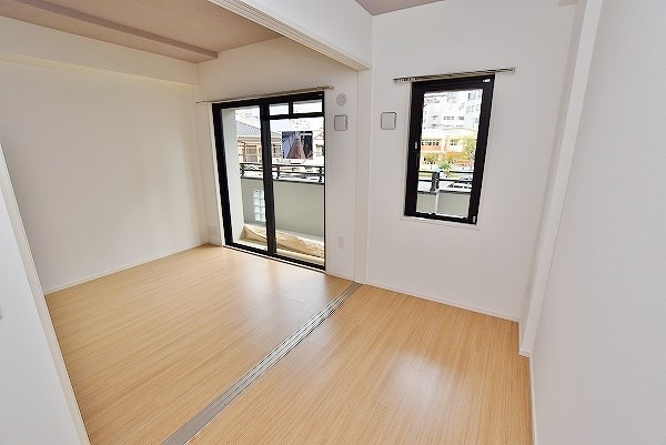 その他部屋・スペース　★洋室2.5帖★