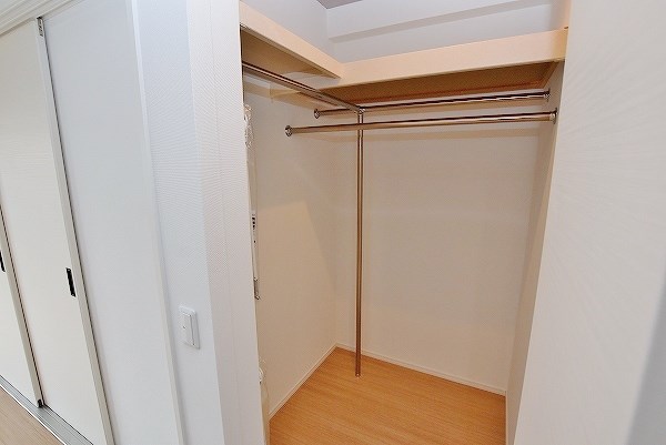 収納　★ウォークインクローゼット★
