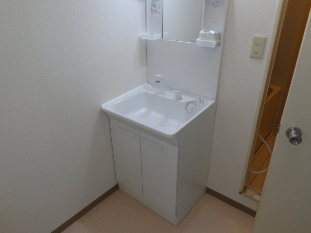 洗面設備　洗髪洗面化粧台