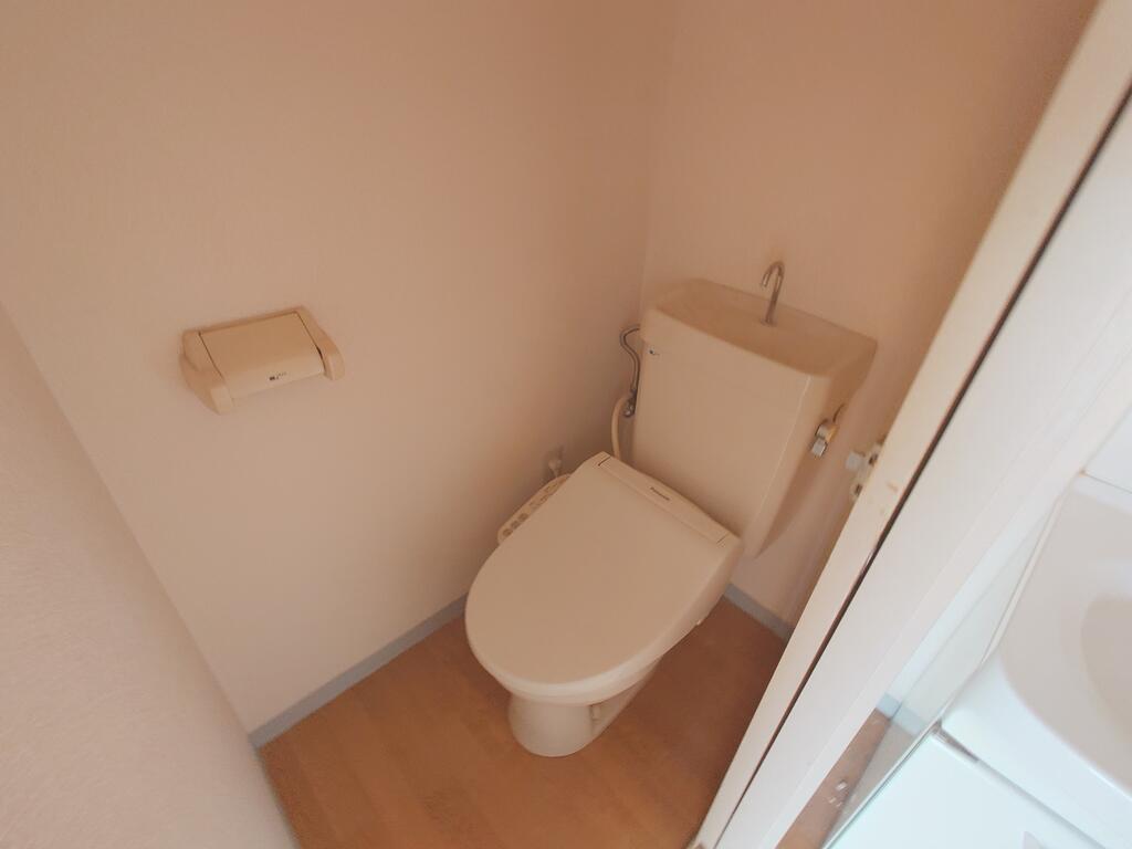 ファミーユタシロのトイレ写真