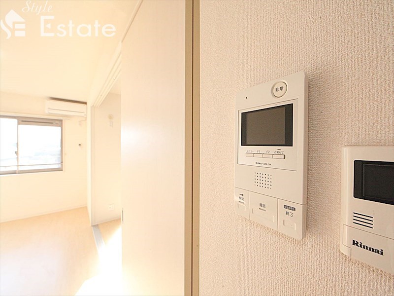 セキュリティ　モニター付きインターホン