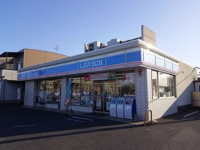 コンビニ　ローソン近江八幡多賀店（コンビニ）まで825m