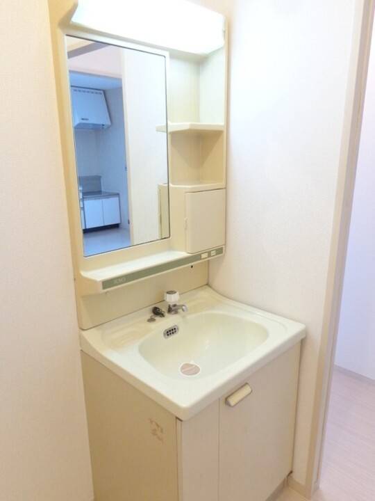 洗面設備　ドレッサー