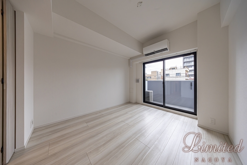 バルコニー　２０２４年８月完成