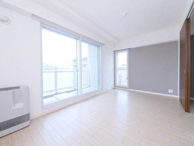 居室・リビング　人気の裏参道エリア、ハイグレード物件です♪