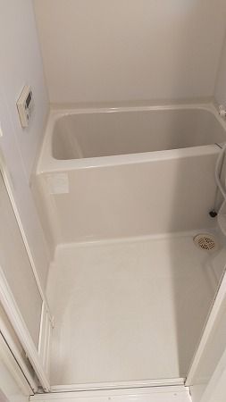 バス・シャワールーム　コンパクトなキッチンで掃除もラクラク