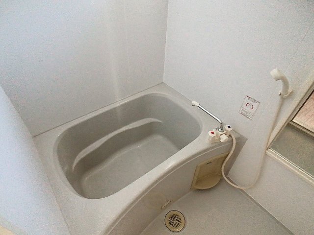 バス・シャワールーム　2025年9月撮影※現況を優先します。