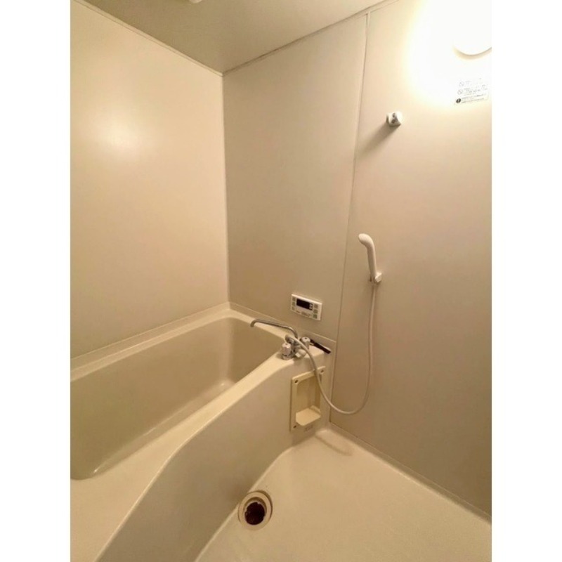 バス・シャワールーム　図面と現状に相違がある場合には現状を優先