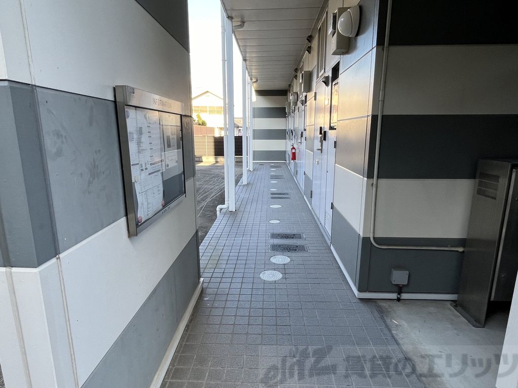 ロビー　バルコニー