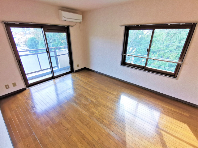 居室・リビング　７帖洋室