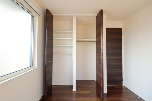 収納　クローゼット