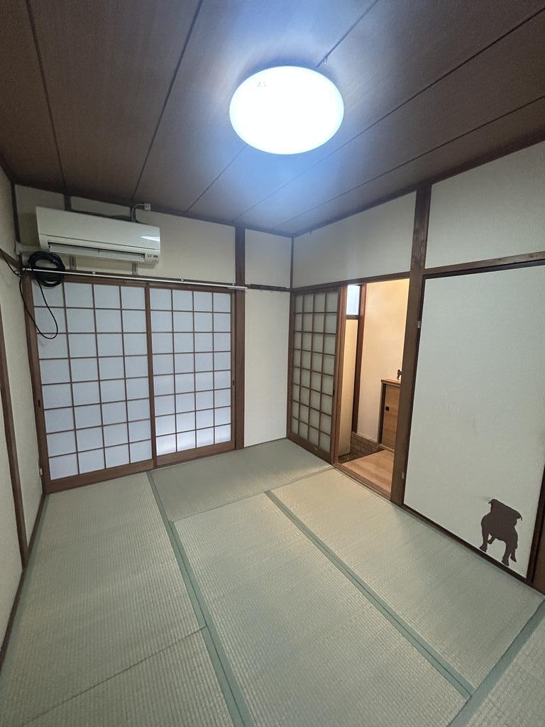 東大阪市中石切5-1-23 貸家の居間写真