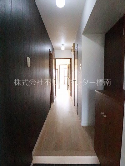 玄関　別部屋画像です