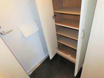 玄関　シューズボックスあり