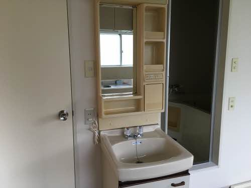 洗面設備　洗面化粧台