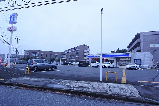 コンビニ　ローソン（コンビニ）まで460m