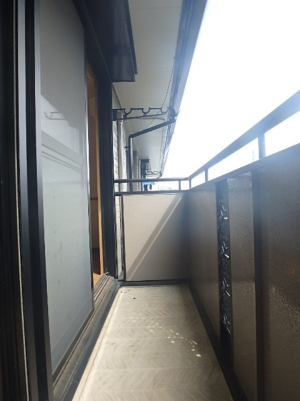 バルコニー　図面と現状に相違がある場合には現状を優先