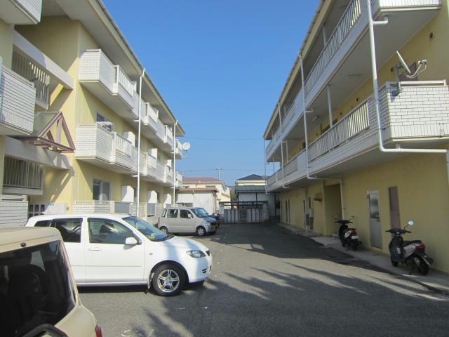 駐車場　駐車場