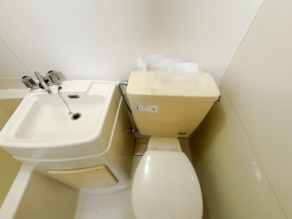 トイレ　「b’CASA深谷IIIre-born」