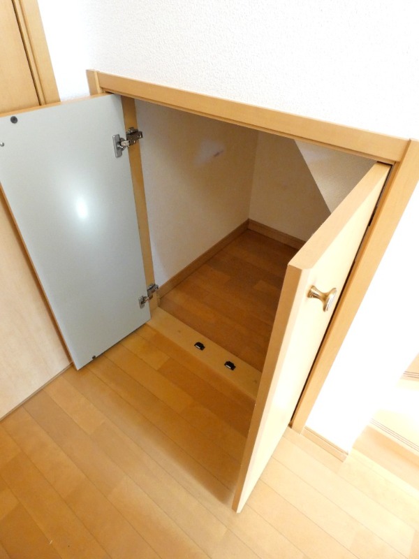 収納　図面と現状に相違がある場合には現状を優先