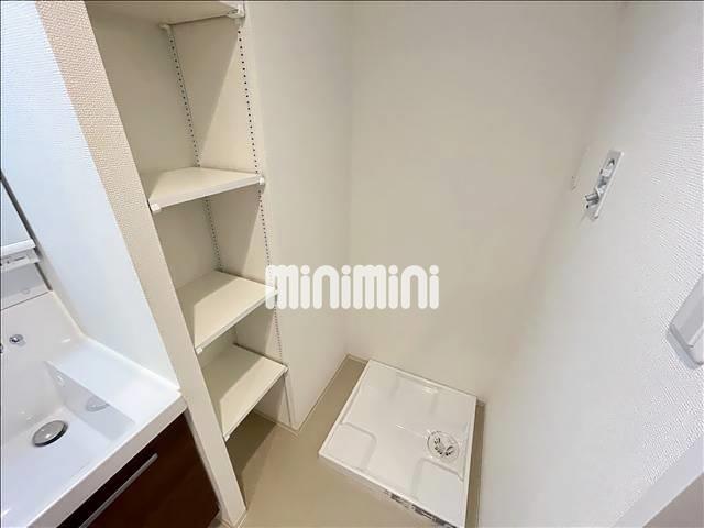 洗面設備　洗濯機置き場