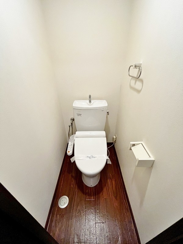 トイレ　★温水洗浄便座★