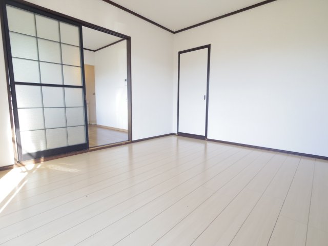 乙木ハイツの居間写真