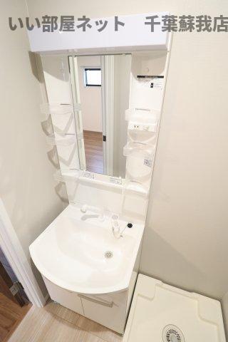 洗面設備　朝の準備に活躍する、洗髪洗面化粧台！