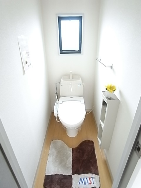 トイレ　備品は付きません