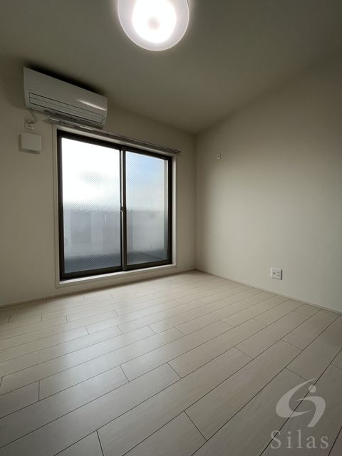 居室・リビング　同仕様