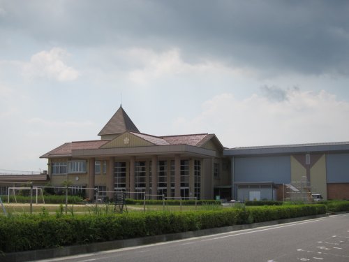 小学校　米子市立福生西小学校（小学校）まで634m