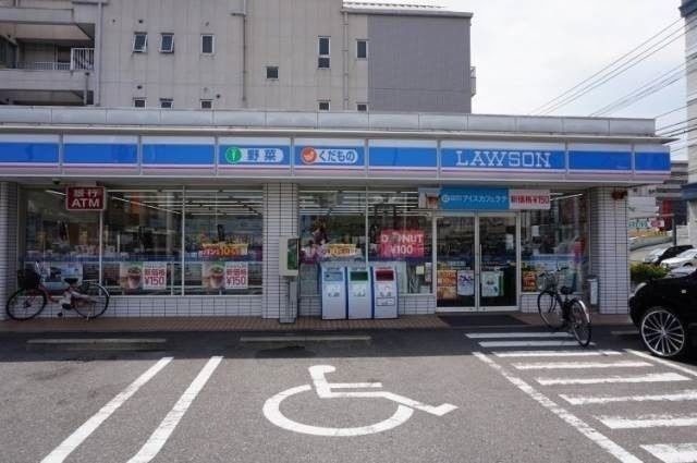 コンビニ　ローソン 博多駅南六丁目店（コンビニ）まで354m