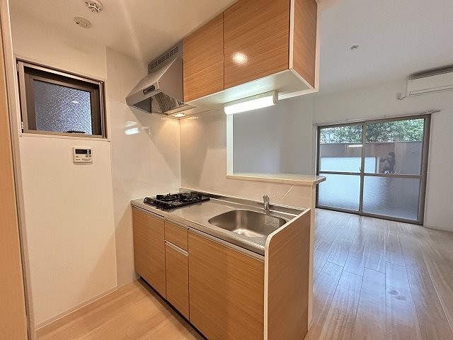 キッチン　同マンション別部屋