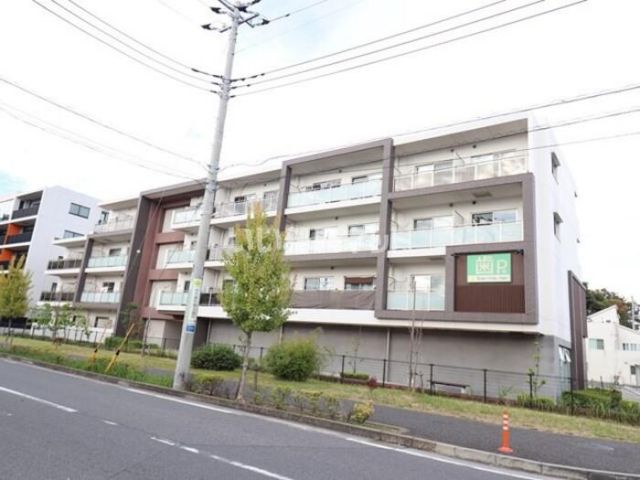 ベルフルール弐番館 住居