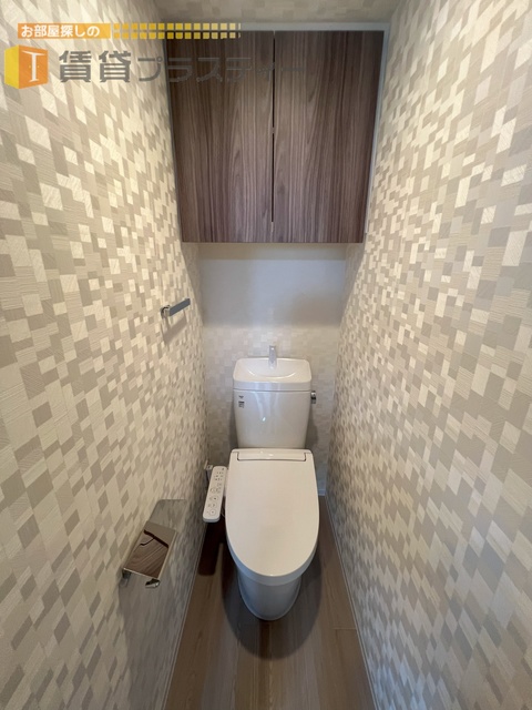 トイレ　ウォシュレット御座います。