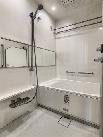 バス・シャワールーム