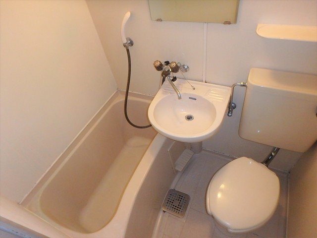 バス・シャワールーム