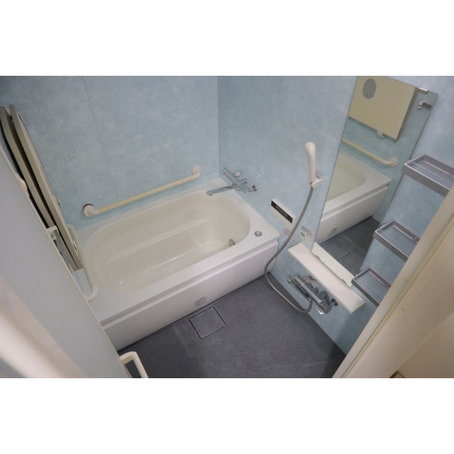 バス・シャワールーム　バス