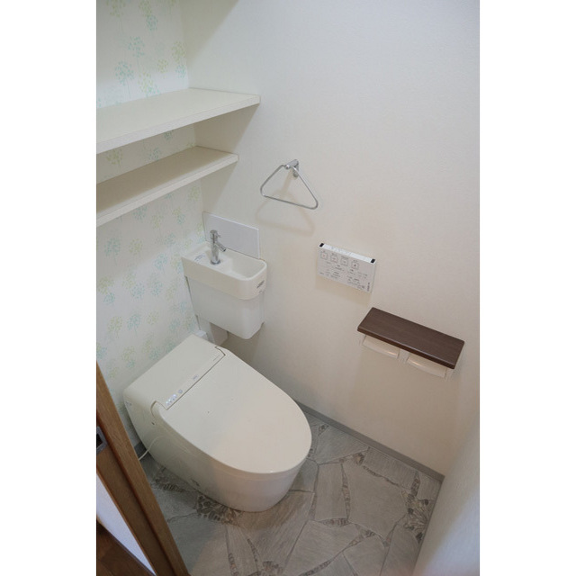 トイレ　トイレ