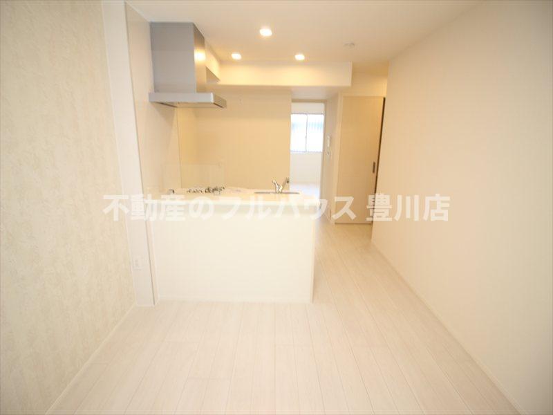 居室・リビング　写真は同型タイプ別物件