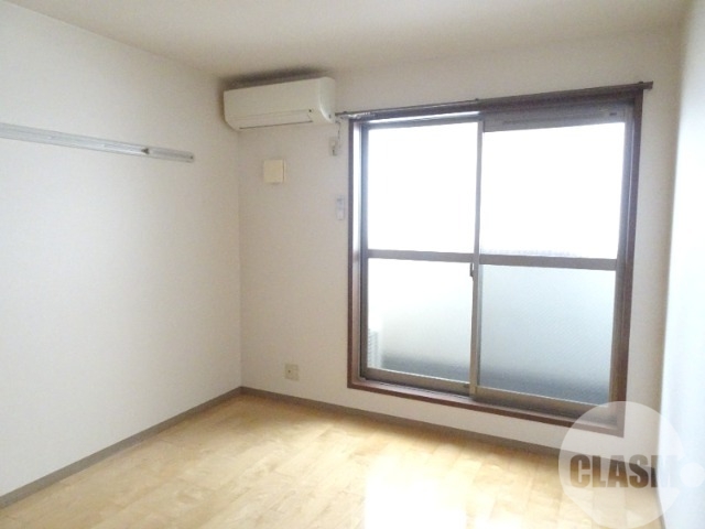 居室・リビング　明るいお部屋です♪