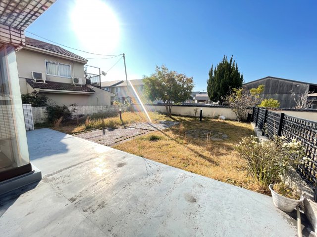 庭　たまにはお庭で休日を過ごしてみるのもよいかもしれません