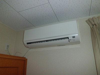 その他　エアコン付。