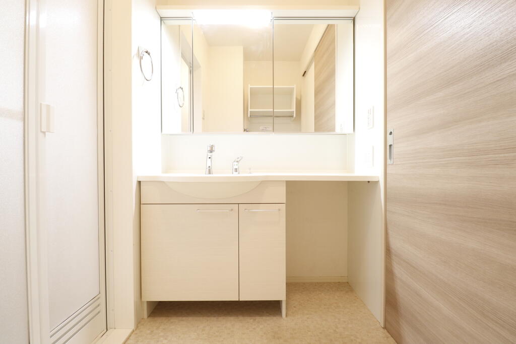 玄関　シューズBOX付き♪