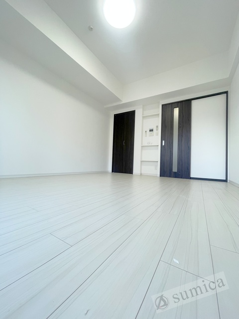 居室・リビング　扉を開ければこの解放感＾０＾さぁどう使いましょうか。。。